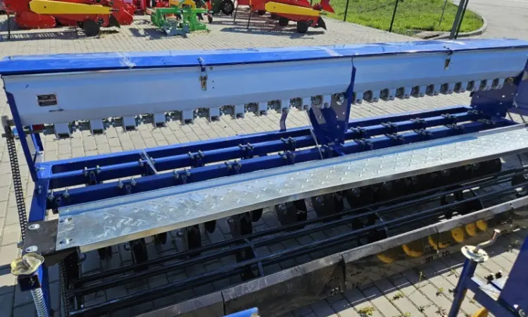 Сівалка зернова серії СЗ -22Т (ТМ ДТЗ) - фото № 1