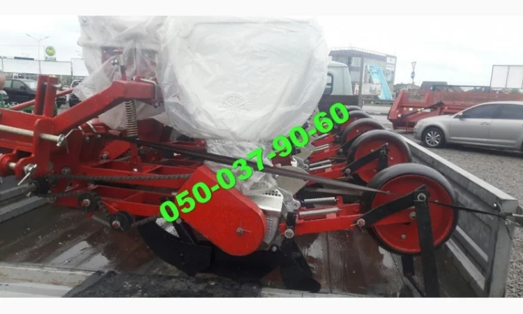 В наличии простые сеялки Супн-8 вентиляторная и гибридная Су-8, готовы привезти без предопл - фото № 4