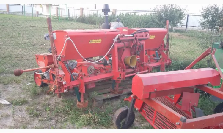 Сівалка кукурудзяна Becker Centra-Streuer на 4 рядки - фото № 2