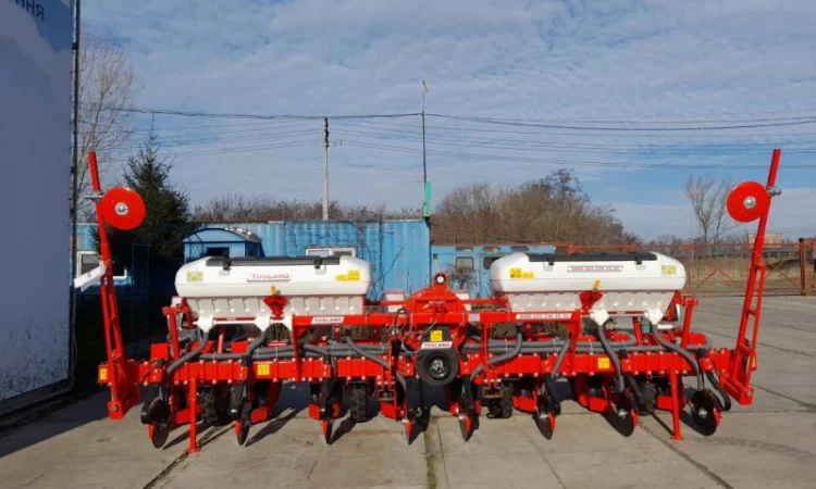 Пневматична сівалка точного висіву - фото № 1