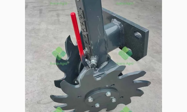 Очиститель ряда challenger 8180 - фото № 2