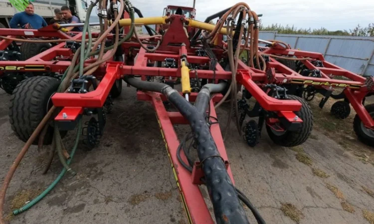 Сошники Turbo Shank на сеялку Партнер ( переоборудование) - фото № 1