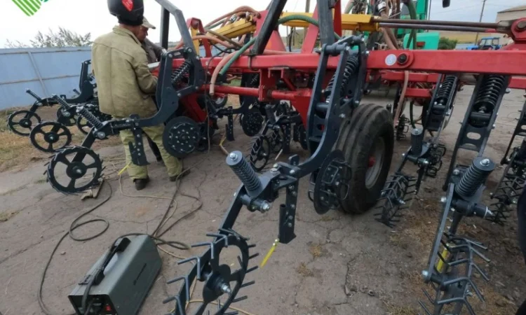 Сошники Turbo Shank на сеялку Партнер ( переоборудование) - фото № 2