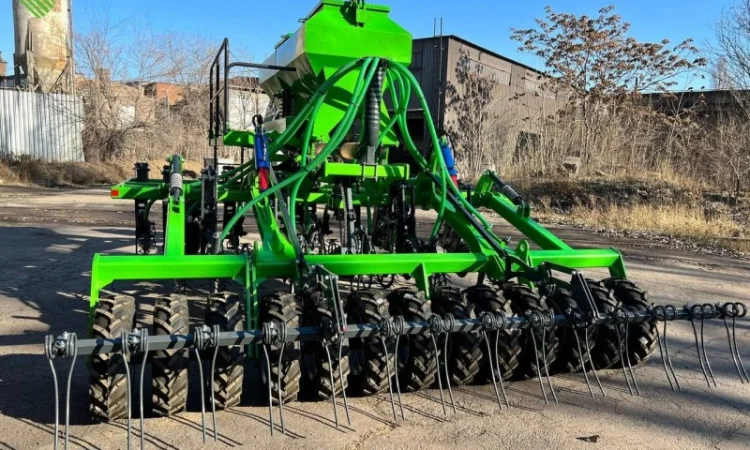 Новая пневматическая сеялка от Аверс Агро GREEN PLAINS TSM 3, 9 - фото № 5