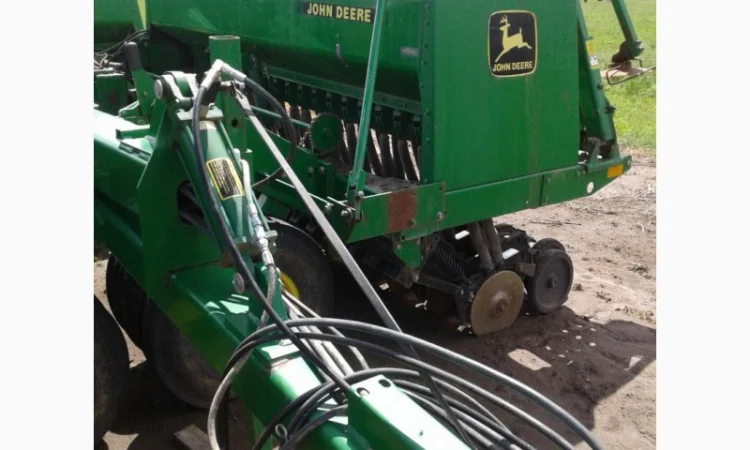 Сеялка JOHN DEERE 455 9 м - фото № 1