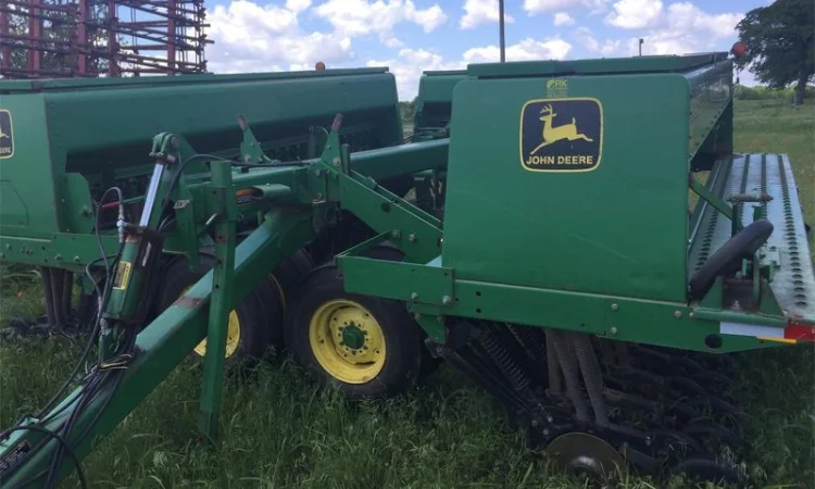 Зерновая сеялка Джон Дир John Deere 455 10.7 м. 15 см. с сухими - фото № 5