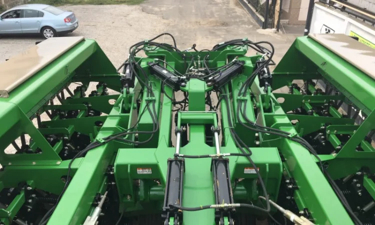 9 метрова No-Till зернова сівалка Great Plains 2N3010 купити б/у ціна - фото № 13