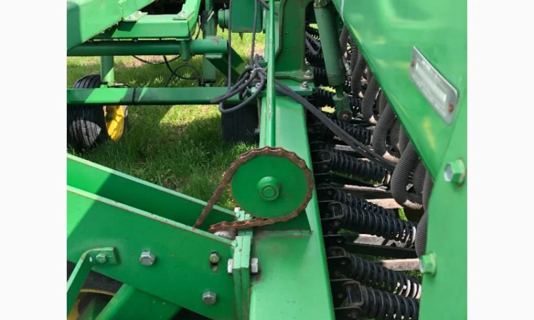 Сеялка John Deere 455 9 метров - фото № 6