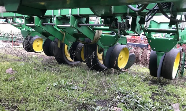 25000$ Сівалка пропашна John Deere 7000 7200 1780 16 рядна точного висіву б/у - фото № 7