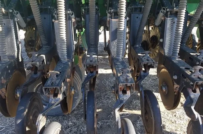 Зерновая сеялка Great Plains 2N3010 - фото № 7