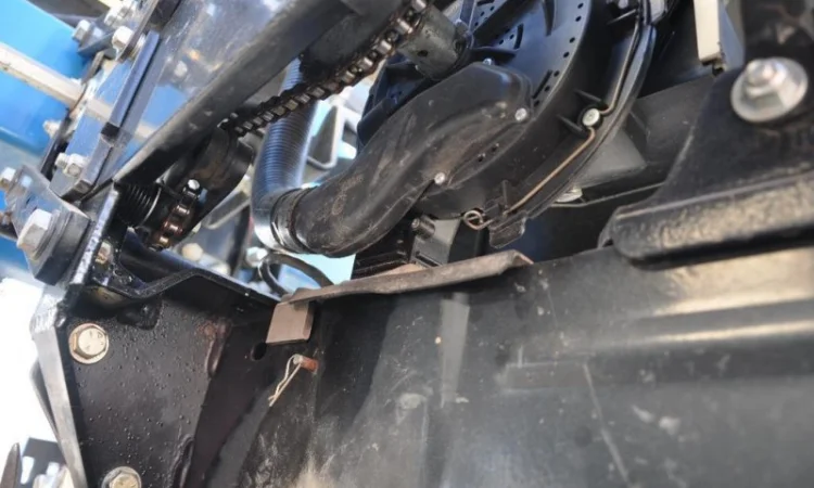 Сеялка точного высева Kinze 3600 16 рядная (пневматическая) - фото № 5