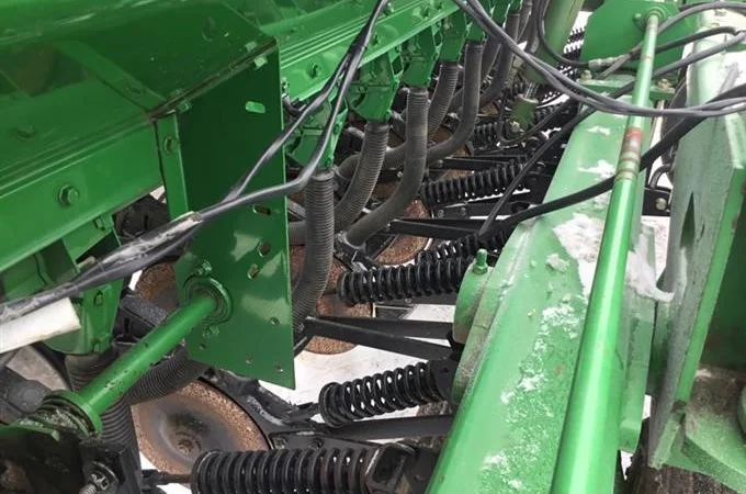 Широкорядная зерновая сеялка Джон Дир John Deere 455 (м/р 25 см.) - фото № 12