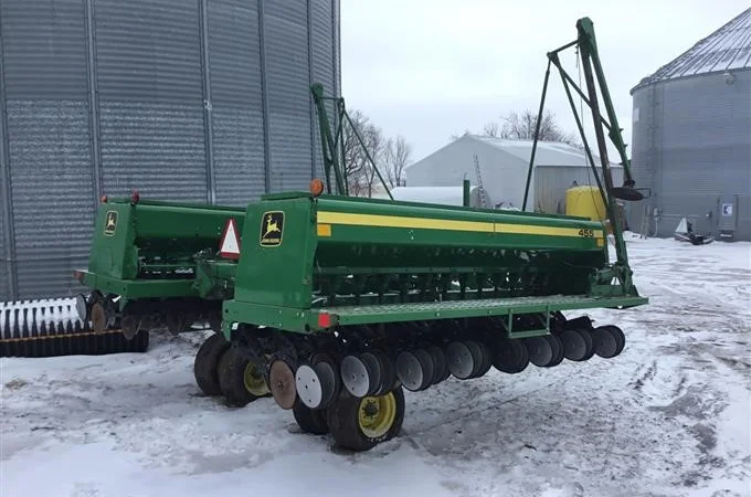 Широкорядная зерновая сеялка Джон Дир John Deere 455 (м/р 25 см.) - фото № 2
