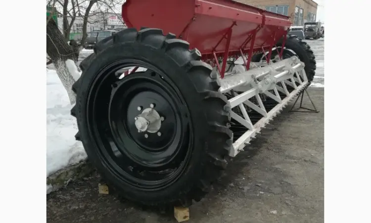 Сеялка зерновая СЗ-3 - фото № 1