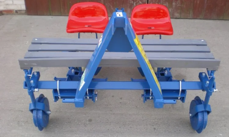 Рассадопосадочная машина 2-х и 4-х рядные Польша к трактору - фото № 6