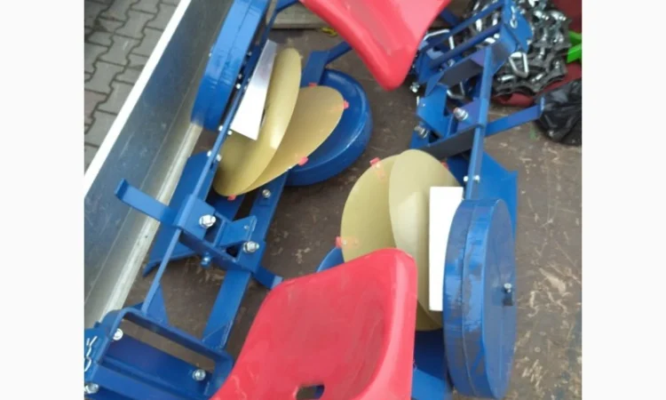 Секція розсадосаджалки розсадосаділки Польща - фото № 1