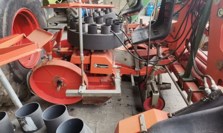 Рассадопосадочная машина Checchi & Magli - фото № 4