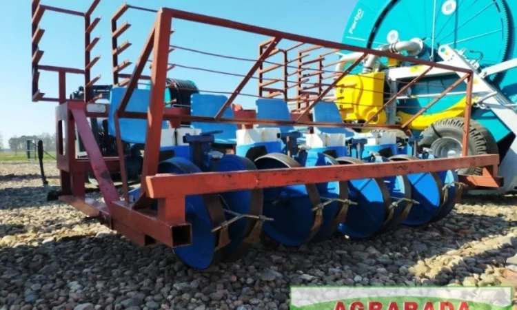 Рассадопосадочная машина FERRARI F-MAX 4 Розсадосадильнa - фото № 1