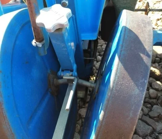 Рассадопосадочная машина FERRARI F-MAX 4 Розсадосадильнa - фото № 6