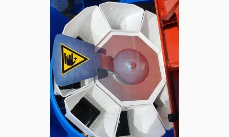 Розсадосадильна машина Ferrari F.MAX - фото № 6