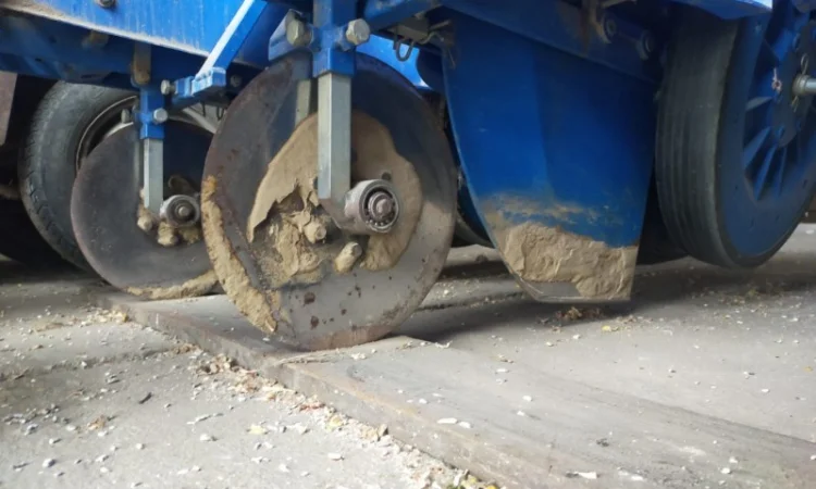 Рассадопосадочная машина FERRARI Fmax3 - фото № 5