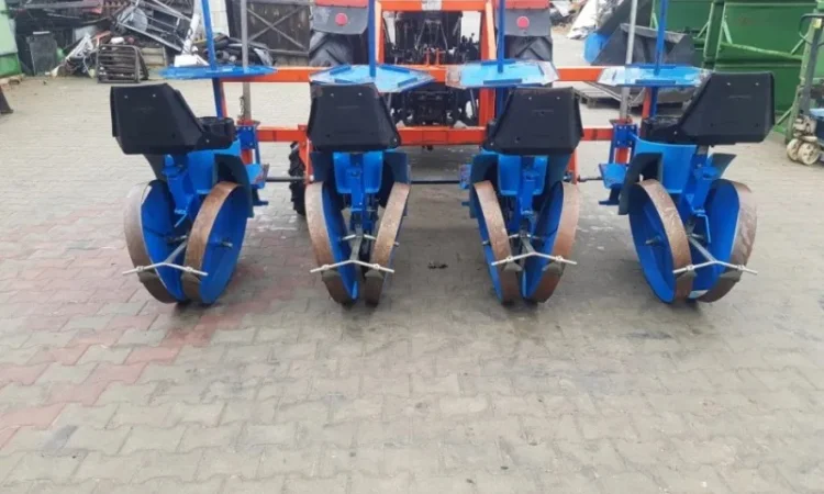 Розсадопосадочна машина Ferrari Fmax 4 рядна - фото № 6