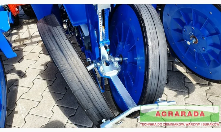 Розсадосадильна машина Ferrari F-MAX 4 - фото № 5