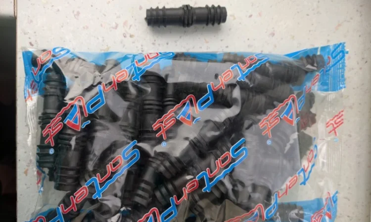 Соединитель для капельной ленты DN16*16 SANTEHPLAST SL-017 Упаковка 50 штук - фото № 1