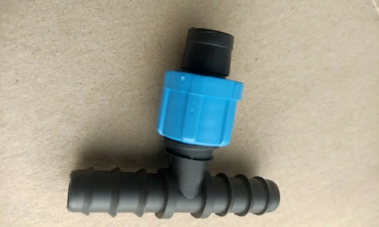 Тройник капельной ленты DN16*17*16 Santehplast SL-021 Упаковка 50 штук - фото № 1