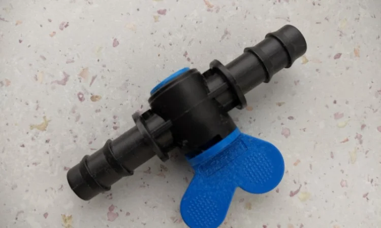 Кран проходной SantehРlast IMK-11 для садовой трубки (D16) Упаковка 50 штук - фото № 1