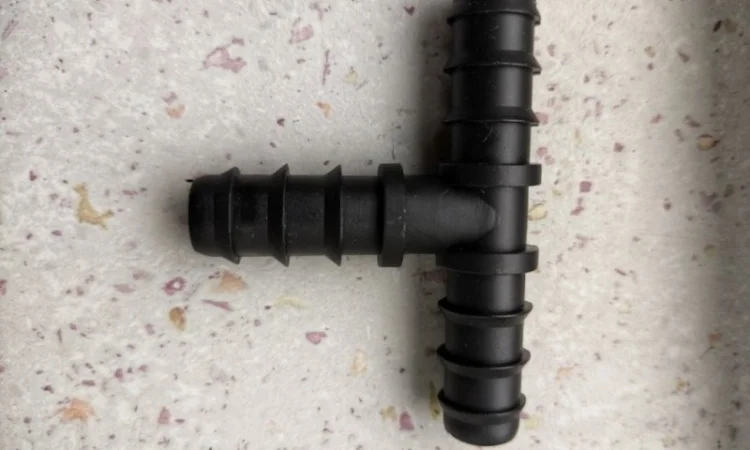 Трійник - з'єднувач для сліпої трубки SantehPlast SL-023 Упаковка 50 штук - фото № 1