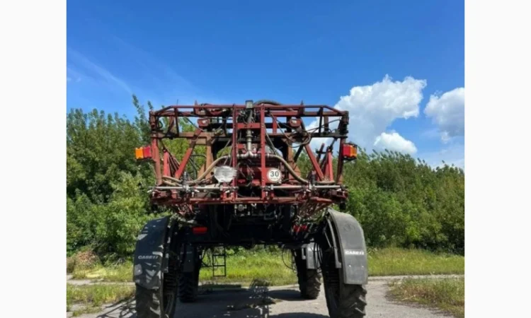 Продаж самохідного обприскувача Case IH 3330 2010р.в - фото № 1