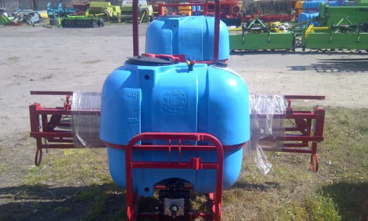 Опрыскиватель Навесной 200л/400л./600л./800л./10 00л - фото № 2