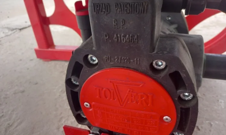 Оприскувач навісний штанговий 1000л - фото № 4