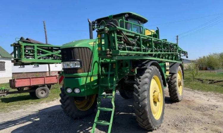 Самохідний оприскувач John Deere 5430 - фото № 1