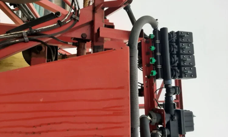 Опрыскиватель прицепной HARDI Commander 4400 - фото № 8