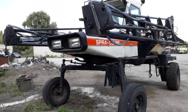 Продам опрыскиватель самоходный Spray Coupe 220 - фото № 1