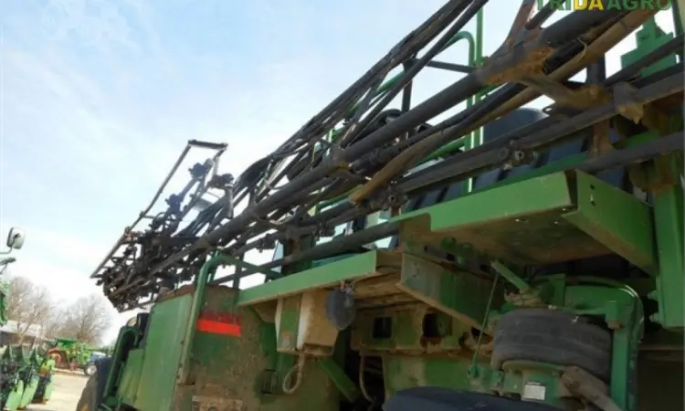 Самоходный опрыскиватель john deere 4730 (2010) - фото № 5