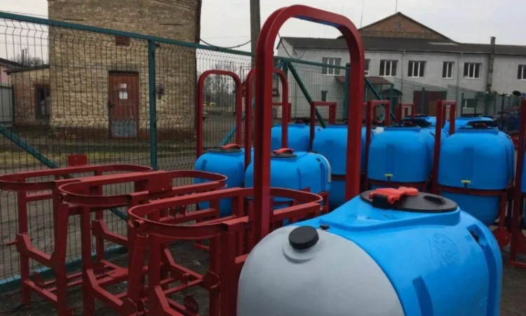 Оприскувач навісний (опрыскиватель навесной) гнута рама - фото № 5