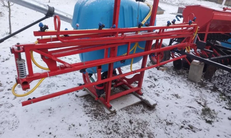 Обприскувач на 400л бочка кропілка на т-40(польща) - фото № 3