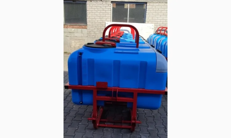Навісний тракторний обприскувач бочка, кропілка на 600л 12 метрів штанга - фото № 10