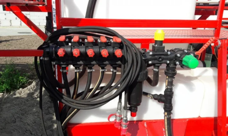 Польовий штанговий обприскувач 3000 л штанга 18, 21, 24 м - КОМПЕНСАЦІЯ - 25% - фото № 13