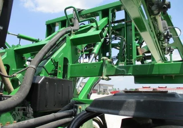 Обприскувач самохідний John Deere 4030R (2017) - фото № 2