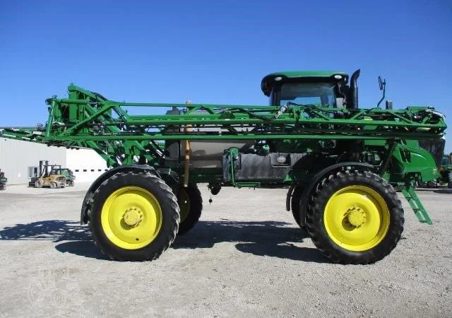 Обприскувач самохідний John Deere 4030R (2017) - фото № 16