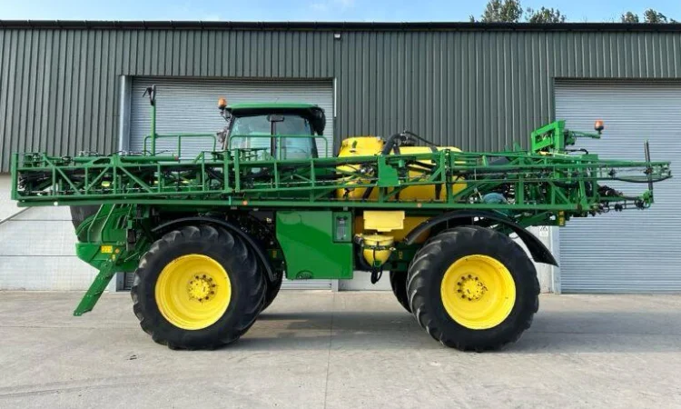 Обпричкувач самохідний John Deere R4040i (2019) - фото № 1