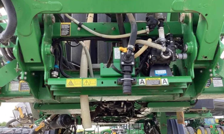 Обприскувач самохідний John Deere 4030R (2016) - фото № 5