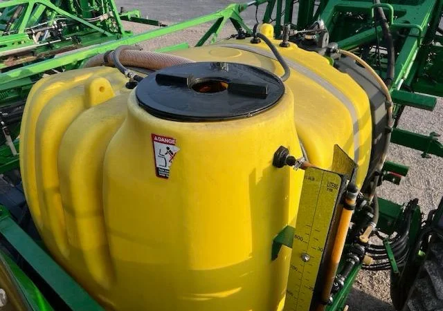 Обприскувач самохідний John Deere 4030R (2014) - фото № 5