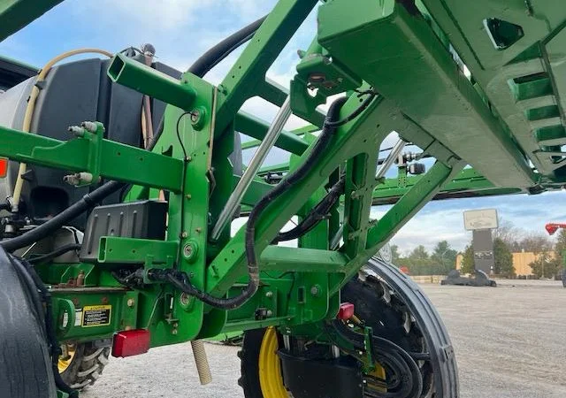 Обприскувач самохідний John Deere 4030R (2015) - фото № 2