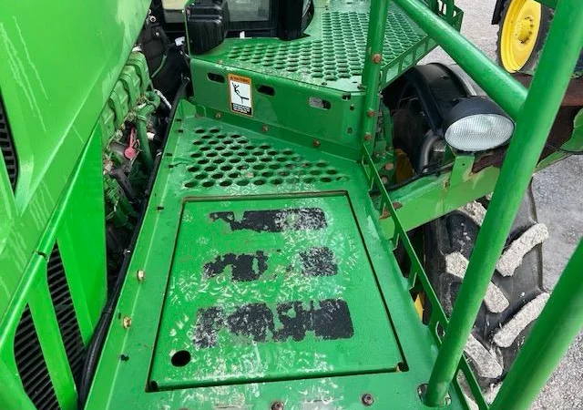 Обприскувач самохідний John Deere 4030R (2015) - фото № 10