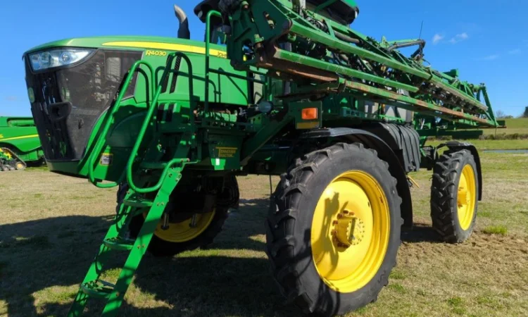 Обприскувач самохідний John Deere 4030R (2015) - фото № 7
